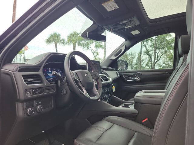2024 Chevrolet Suburban RST