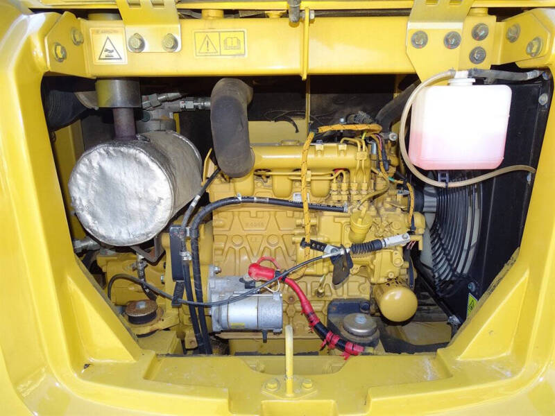 2021 Caterpillar Mini Excavator