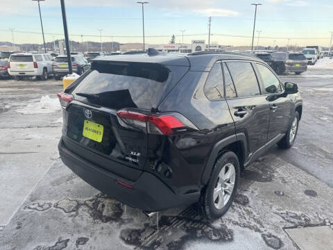 2019 Toyota RAV4 Hybrid XLE