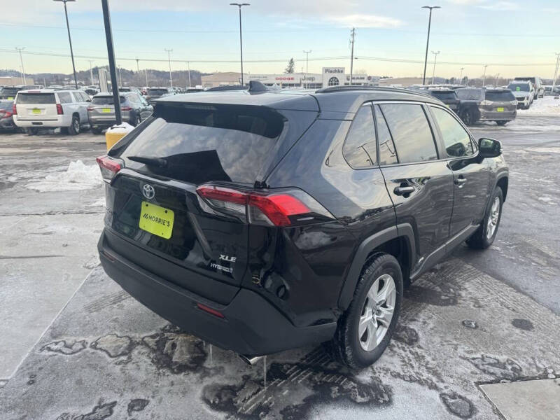 2019 Toyota RAV4 Hybrid XLE