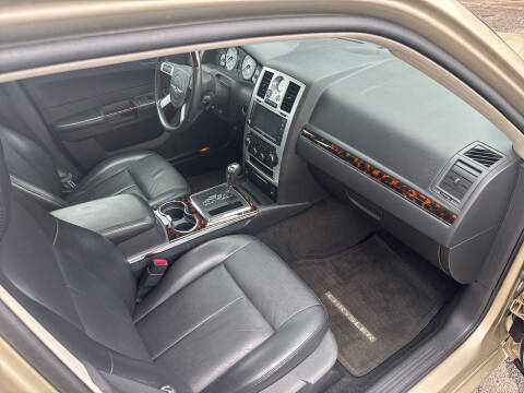 2010 Chrysler 300 Limited
