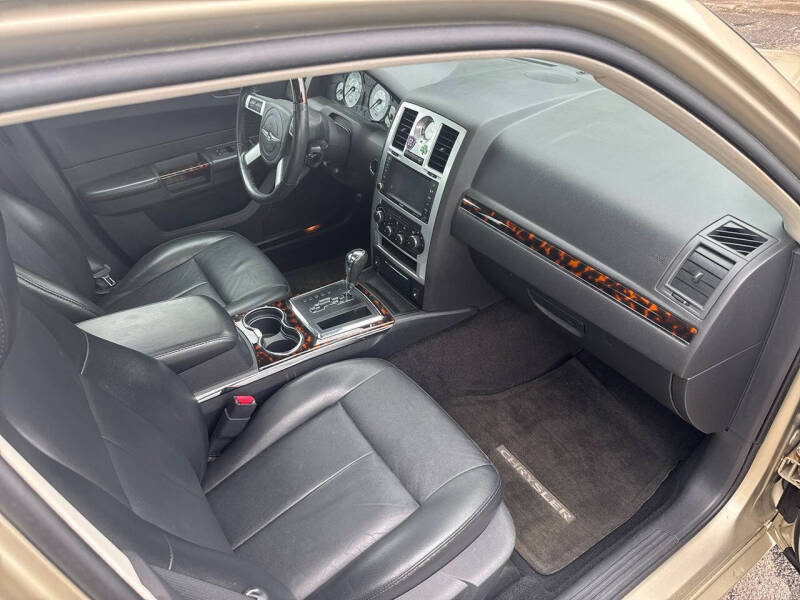 2010 Chrysler 300 Limited