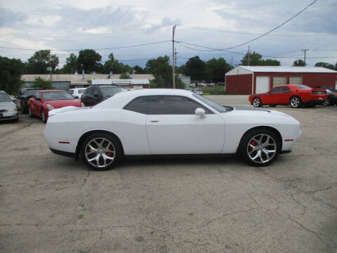 2015 Dodge Challenger SXT Plus