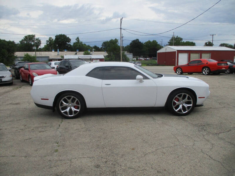 2015 Dodge Challenger SXT Plus