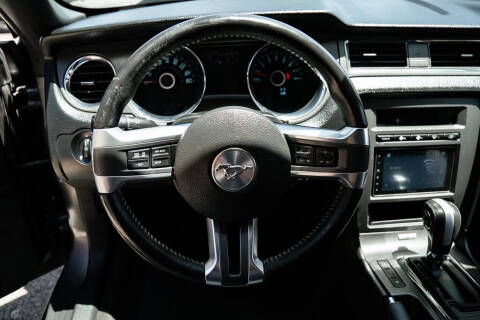 2014 Ford Mustang V6