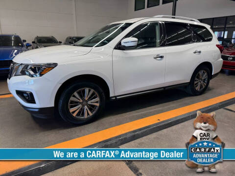 2020 Nissan Pathfinder SV