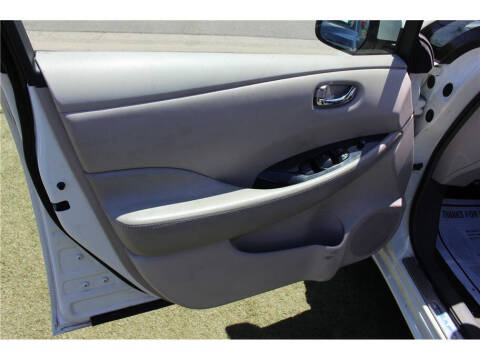 2012 Nissan LEAF