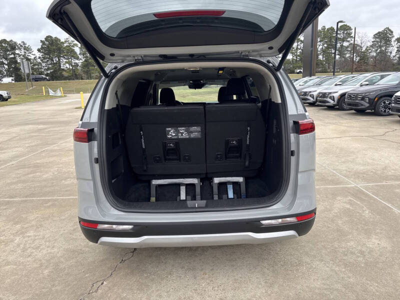 2024 Kia Carnival EX