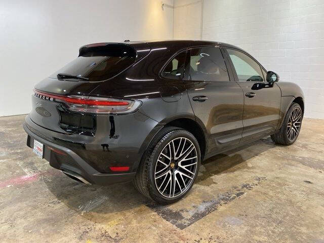 2023 Porsche Macan T