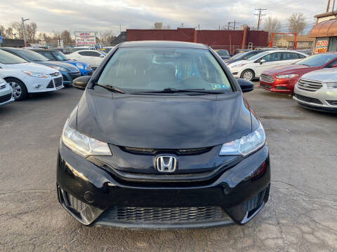 2015 Honda Fit for sale at SANAA AUTO SALES LLC in Englewood CO