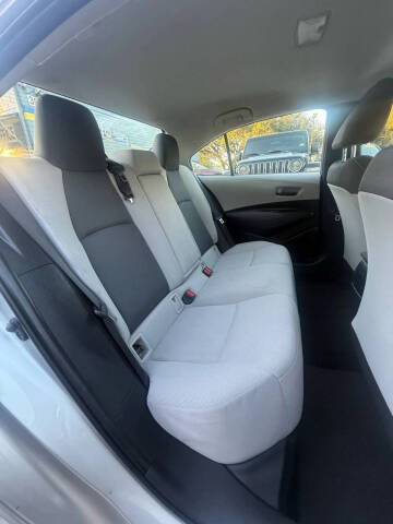 2022 Toyota Corolla LE