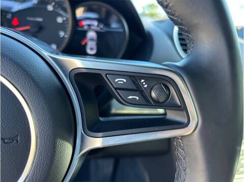 2021 Porsche 718 Cayman
