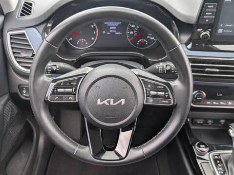 2023 Kia Seltos S