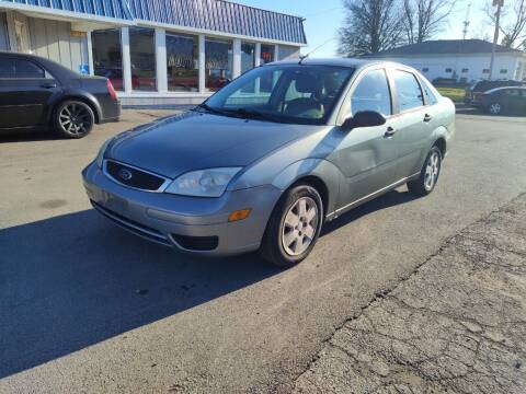 2006 Ford Focus for sale at RIDE NOW AUTO SALES INC in Medina OH