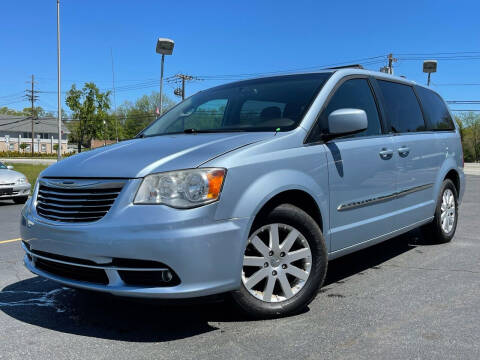 2013 Chrysler Town and Country for sale at MAGIC AUTO SALES in Little Ferry NJ