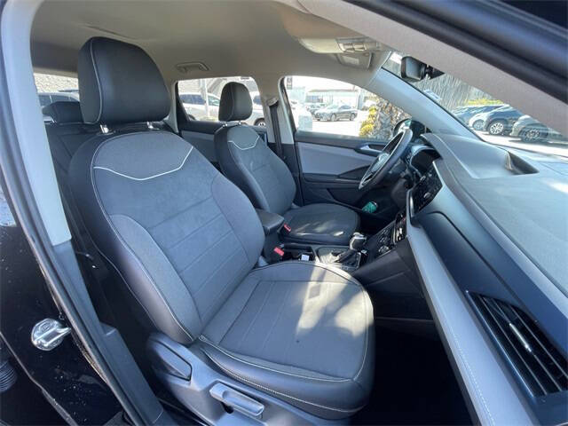 2024 Volkswagen Taos SE