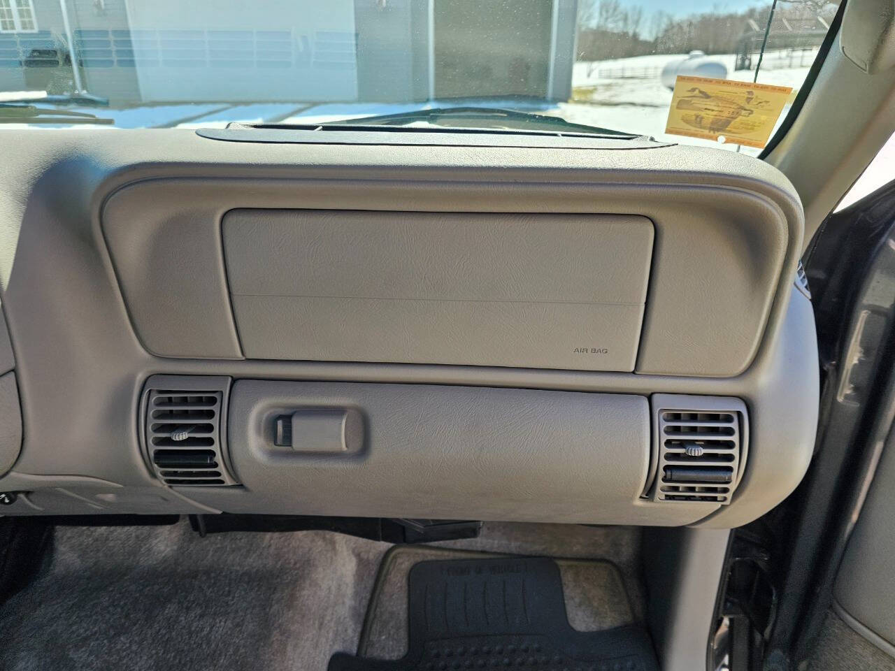 1999 GMC Suburban 186