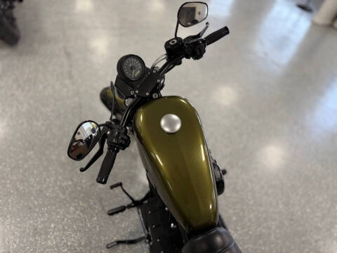 2016 Harley-Davidson IRON 8