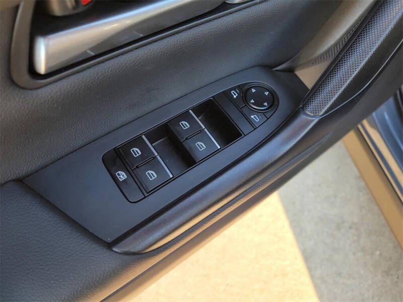 2025 Mazda CX-50 2.5 S Preferred