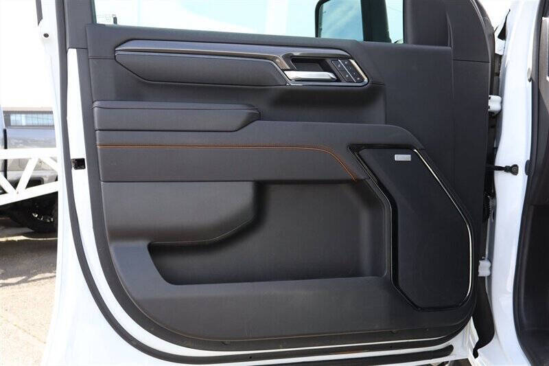 2025 GMC Sierra 3500HD