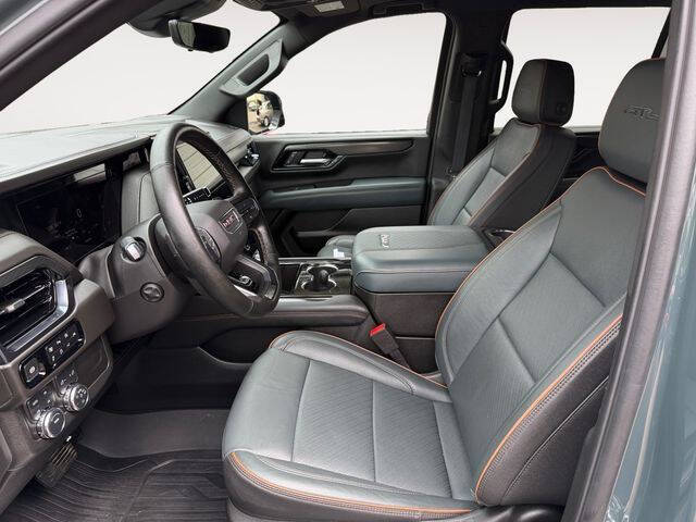 2025 GMC Yukon AT4