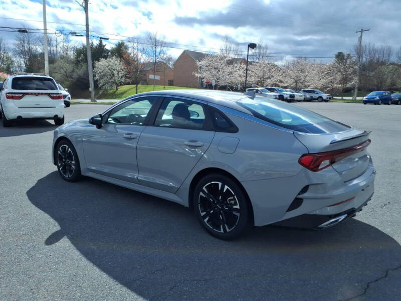 2023 Kia K5