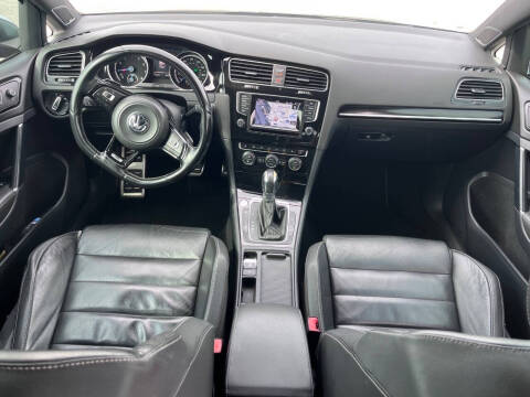 2015 Volkswagen Golf R 4Motion