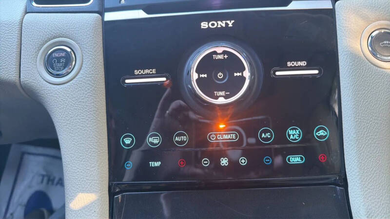 2017 Ford Taurus Limited