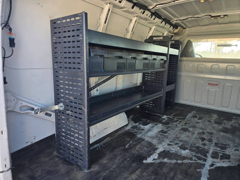 2022 Chevrolet Express 2500