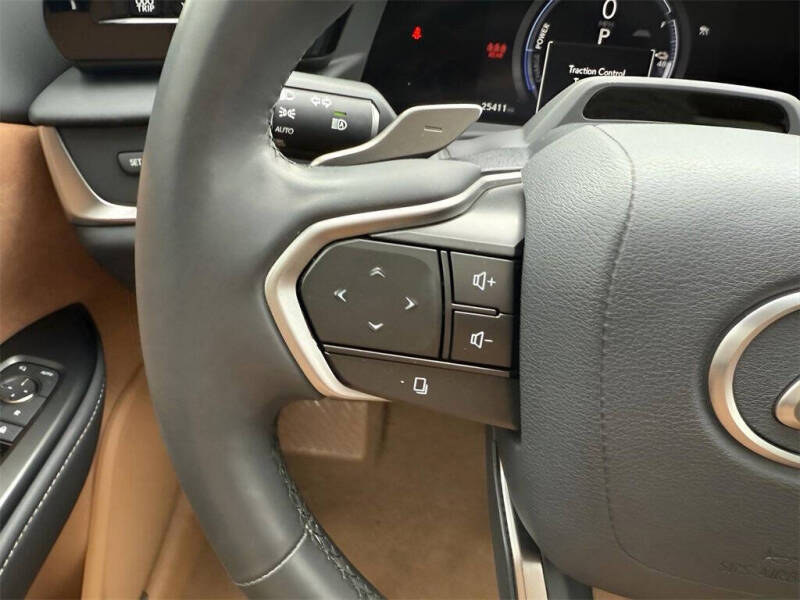 2023 Lexus RZ 450e Luxury