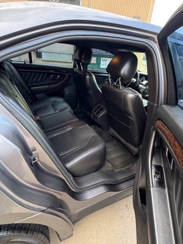 2014 Ford Taurus Limited