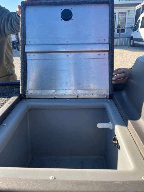 2021 Tracker CLASSIC XL