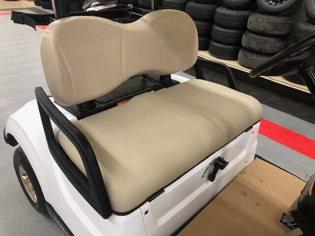 2018 Yamaha Gas Golf Car - White