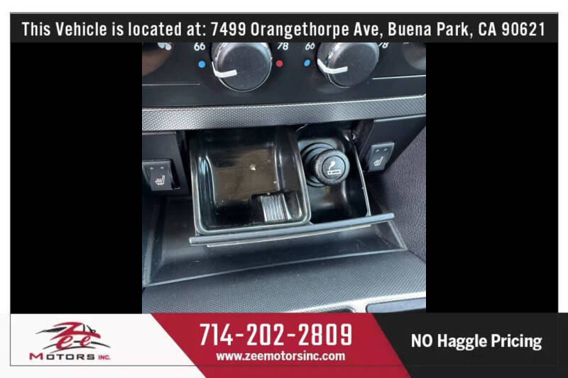 2005 Chrysler 300 SRT-8