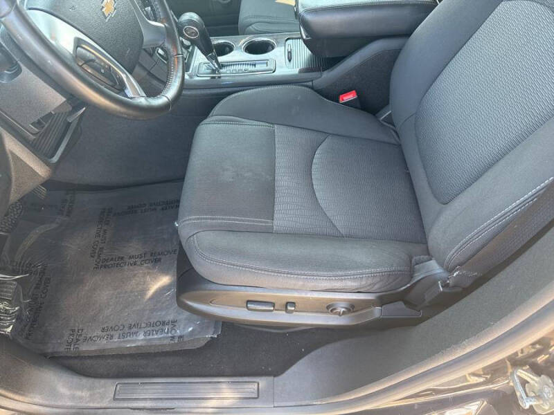 2017 Chevrolet Traverse LT