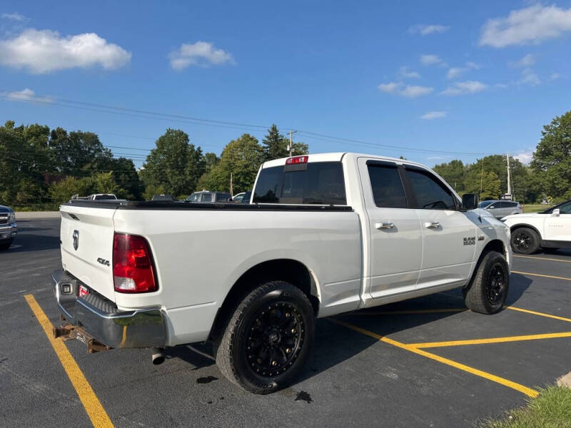 2015 RAM 1500 SLT