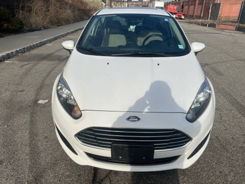 2016 Ford Fiesta SE