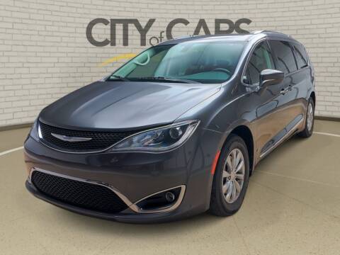 2018 Chrysler Pacifica for sale at City of Cars in Troy MI