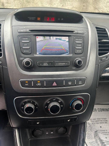 2014 Kia Sorento LX