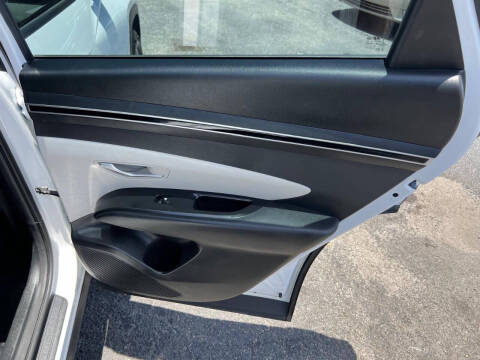 2024 Hyundai Tucson SE