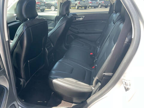 2016 Ford Edge Titanium