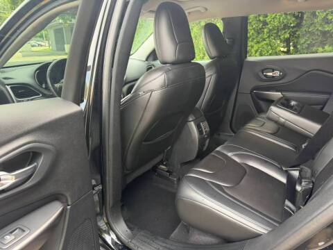 2019 Jeep Cherokee Latitude Plus