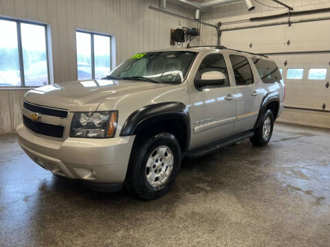2007 Chevrolet Suburban for sale at Sand's Auto Sales in Cambridge MN