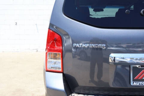2011 Nissan Pathfinder S