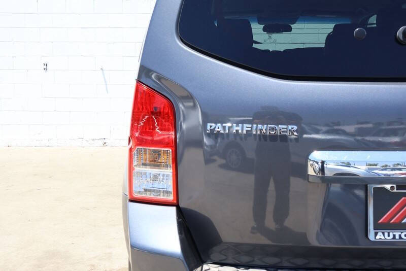 2011 Nissan Pathfinder S