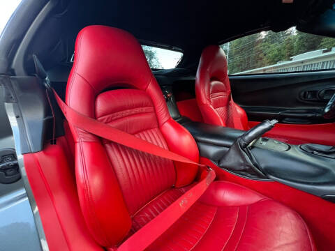 2004 Chevrolet Corvette