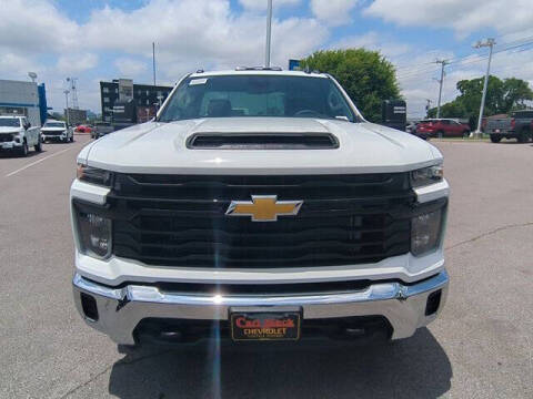 2025 Chevrolet Silverado 3500HD CC