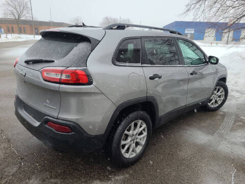 2016 Jeep Cherokee Sport