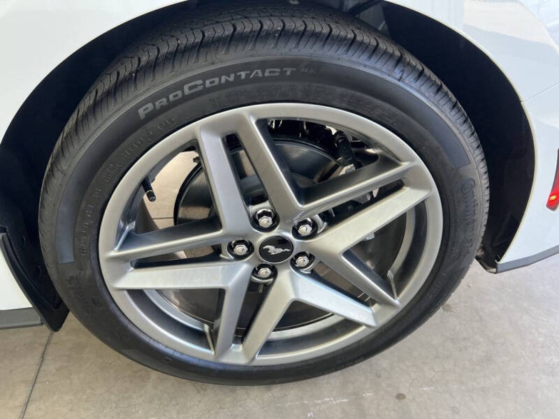 2025 Ford Mustang EcoBoost