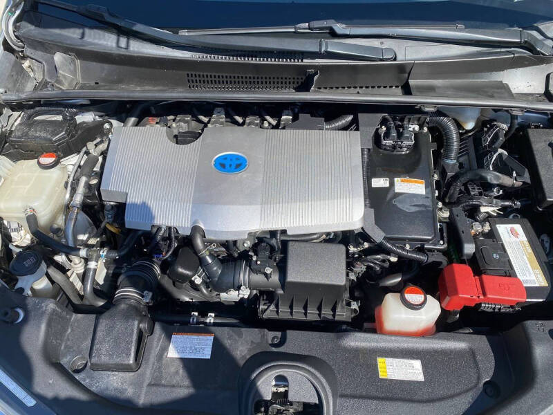 2016 Toyota Prius Two